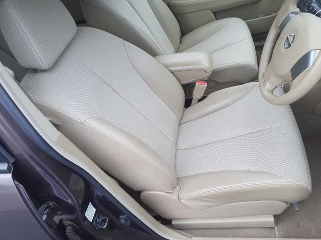 NISSAN TIIDA 2008