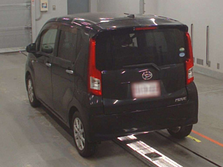 DAIHATSU MOVE 2015
