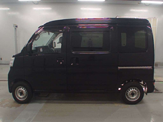 DAIHATSU HIJET VAN 2018