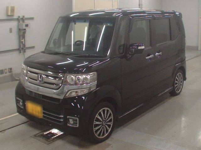 HONDA N BOX 2015