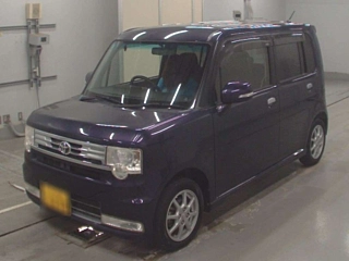 TOYOTA PIXIS SPACE 2015
