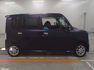 TOYOTA PIXIS SPACE 2015