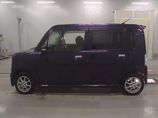 TOYOTA PIXIS SPACE 2015