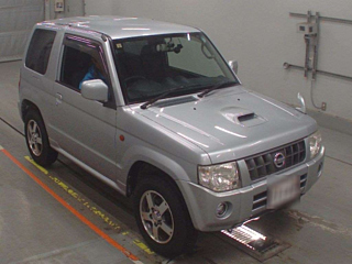 NISSAN KIX 2012