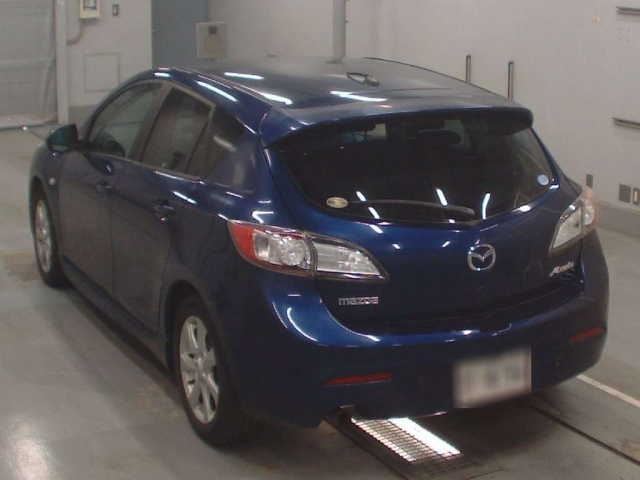 MAZDA AXELA 2011