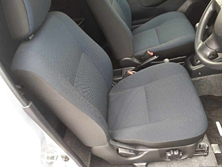 NISSAN KIX 2012