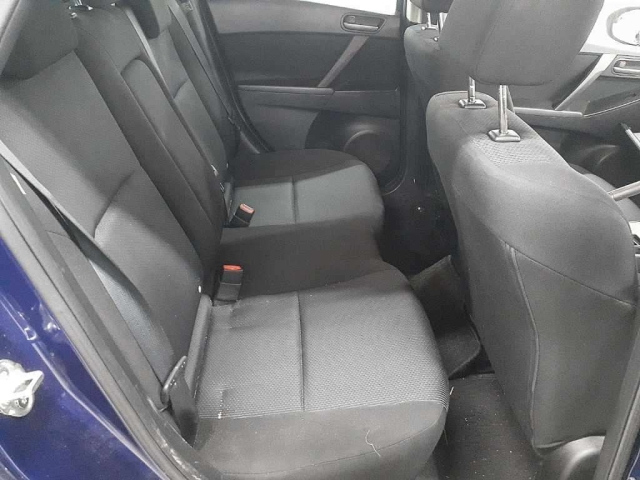 MAZDA AXELA 2011