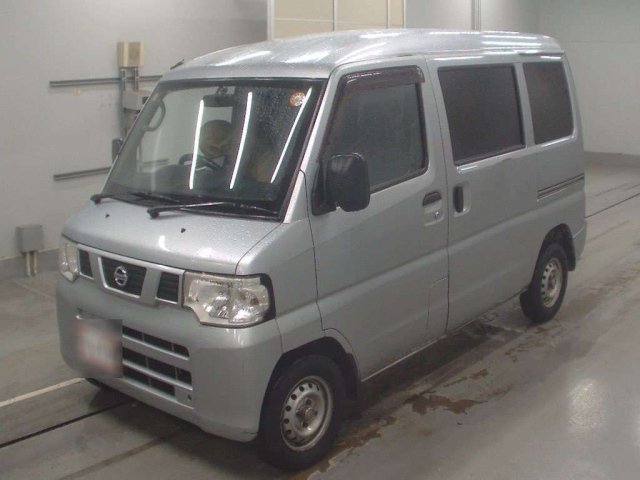 NISSAN CLIPPER VAN 2013