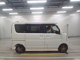SUZUKI EVERY WAGON 2018