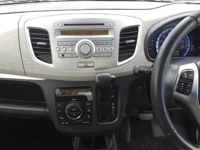 SUZUKI WAGON R 2014