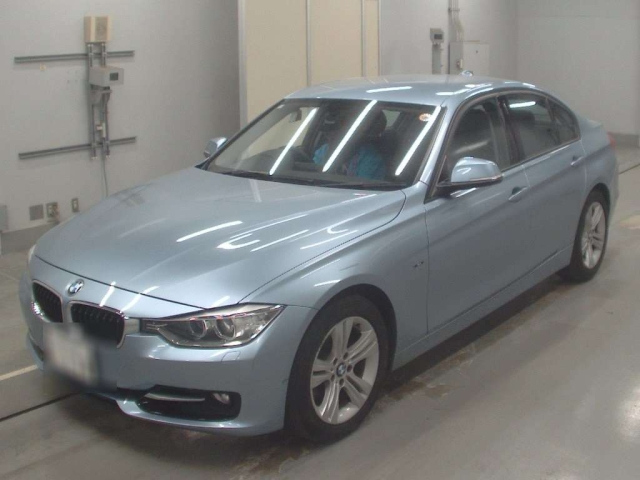 BMW 3 SERIES 2013