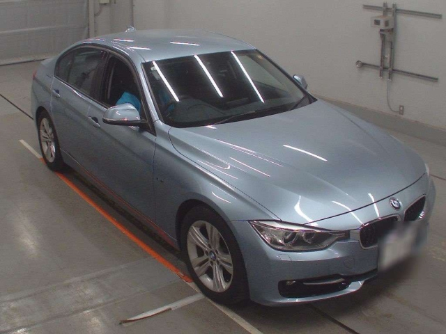 BMW 3 SERIES 2013