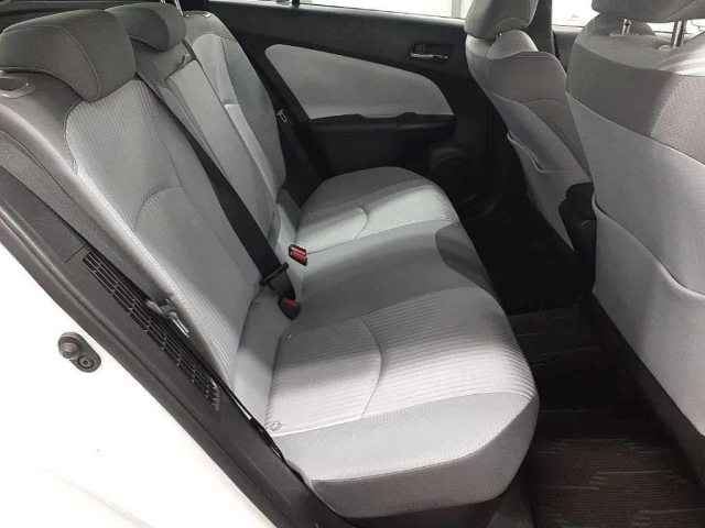 TOYOTA PRIUS PHV 2020