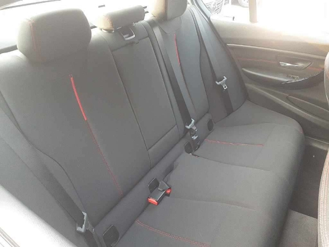 BMW 3 SERIES 2013