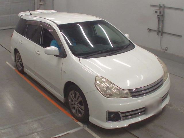 NISSAN WINGROAD 2010
