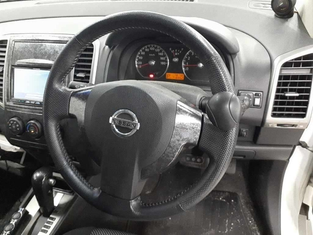 NISSAN WINGROAD 2010
