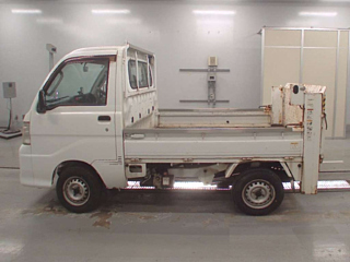DAIHATSU HIJET TRUCK 2012