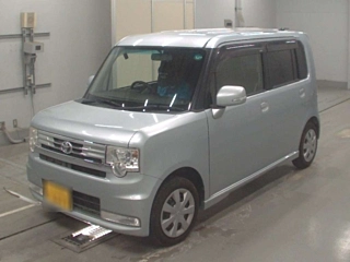 TOYOTA PIXIS SPACE 2013
