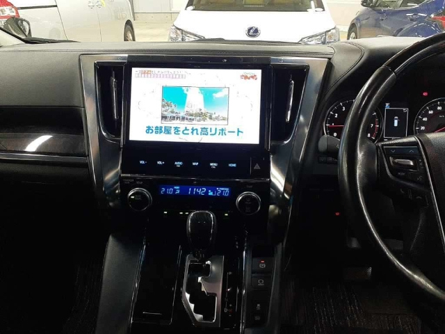 TOYOTA VELLFIRE 2019