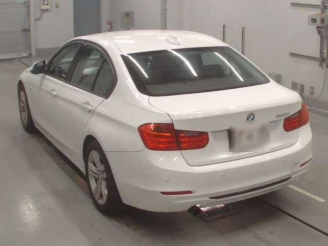 BMW 3 SERIES 2012