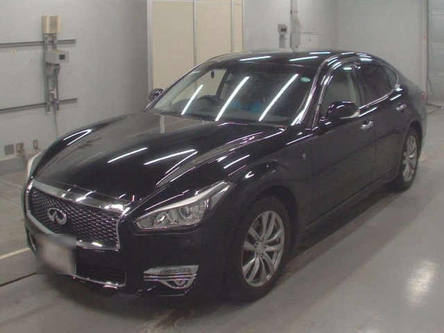 NISSAN FUGA 2016