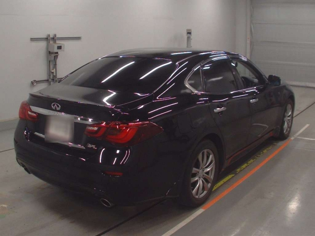 NISSAN FUGA 2016
