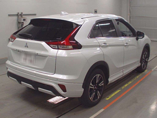 Заказать MITSUBISHI ECLIPSE CROSS