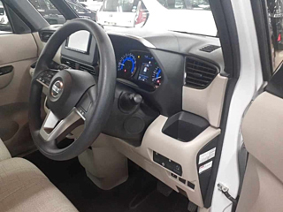 NISSAN ROOX 2023