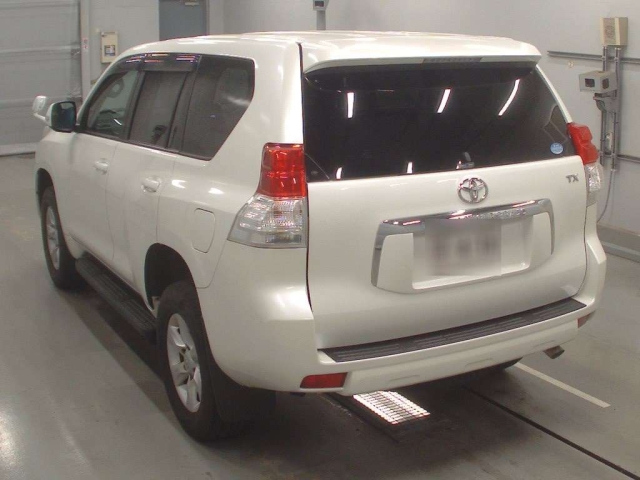 TOYOTA LAND CRUISER PRADO 2013