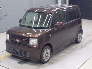DAIHATSU MOVE CONTE 2016