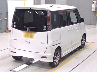 NISSAN ROOX 2012