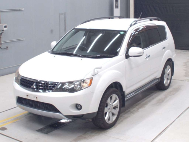 MITSUBISHI OUTLANDER 2011