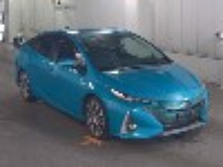 Заказать TOYOTA PRIUS PHV