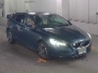 Заказать VOLVO V40