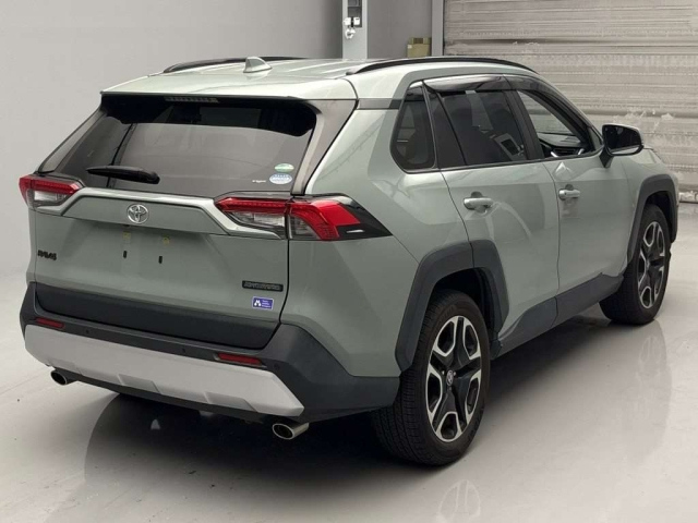 TOYOTA RAV4 2020