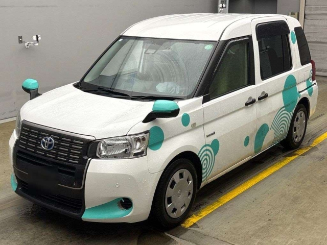 TOYOTA JPN TAXI 2020