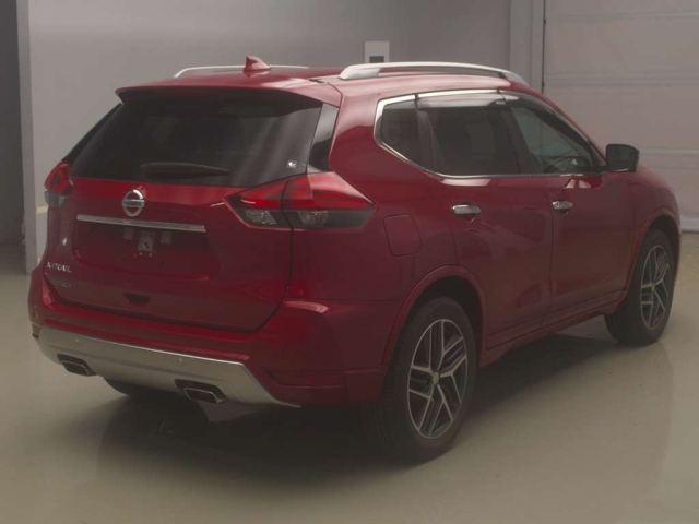 NISSAN X-TRAIL 2019