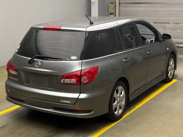NISSAN WINGROAD 2010