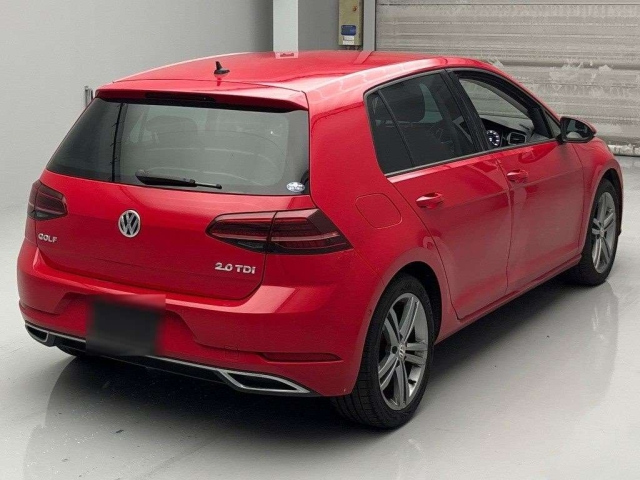 VOLKSWAGEN GOLF 2020