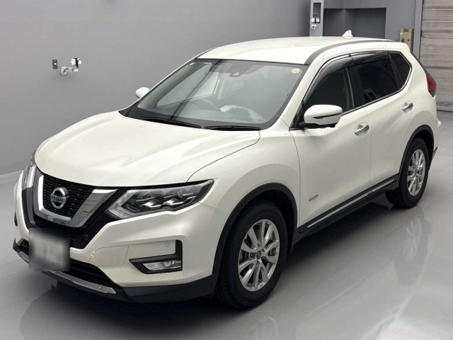 NISSAN X-TRAIL 2018