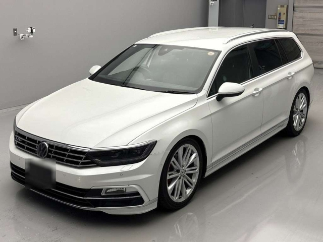 VOLKSWAGEN PASSAT VARIANT 2017