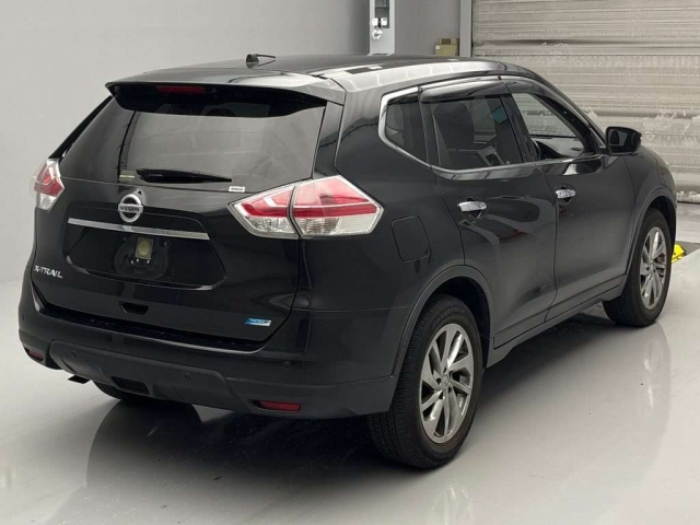 NISSAN X-TRAIL 2017
