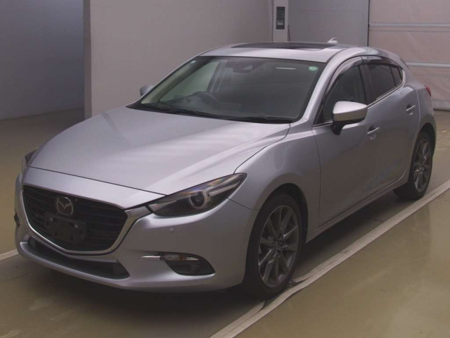 MAZDA AXELA 2018