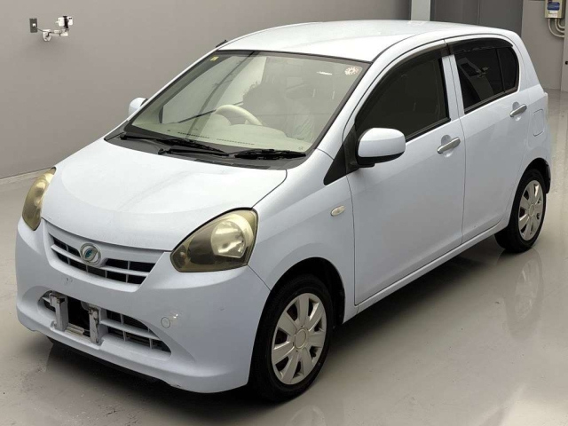 DAIHATSU MIRA E S 2012