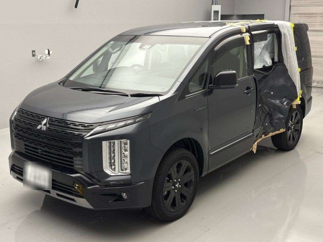 MITSUBISHI DELICA D5 2025