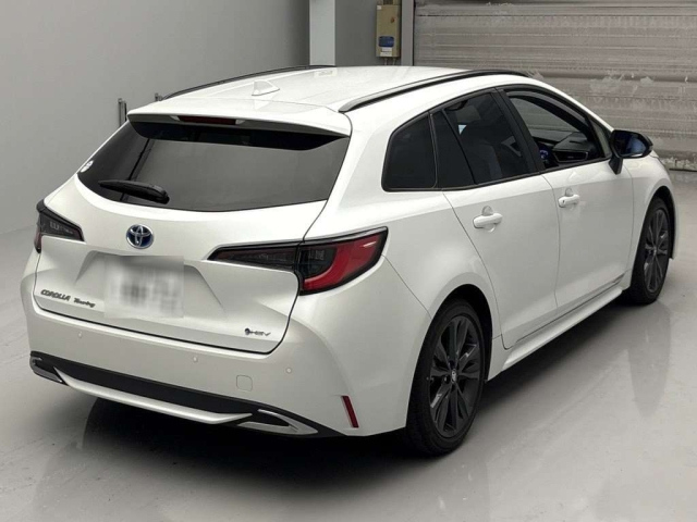 TOYOTA COROLLA TOURING 2024