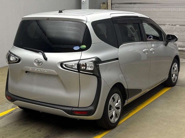 TOYOTA SIENTA 2020