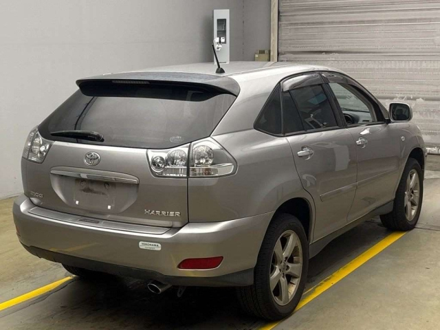 TOYOTA HARRIER 2008