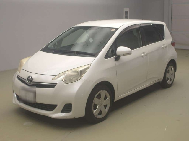 TOYOTA RACTIS 2013