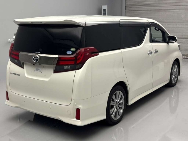 TOYOTA ALPHARD 2017